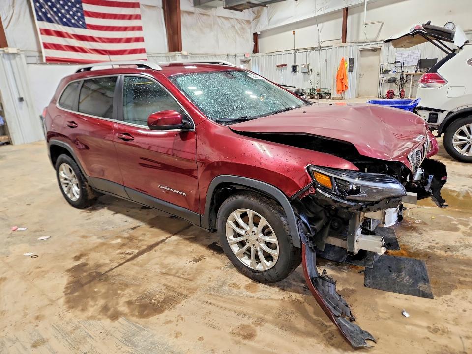 49564716 :رقم المزاد ، 1C4PJLCB6KD221849 vin ، 2019 Jeep Cherokee مزاد بيع