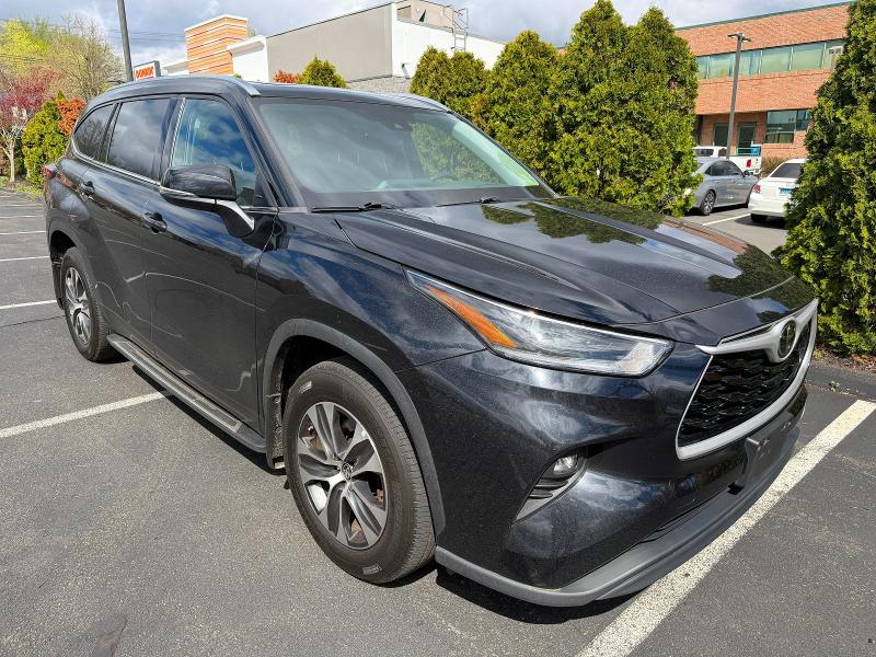 Aukcja sprzedaży 2021 Toyota Highlander, vin: 5TDGZRBH9MS557679, numer aukcji: 50190076