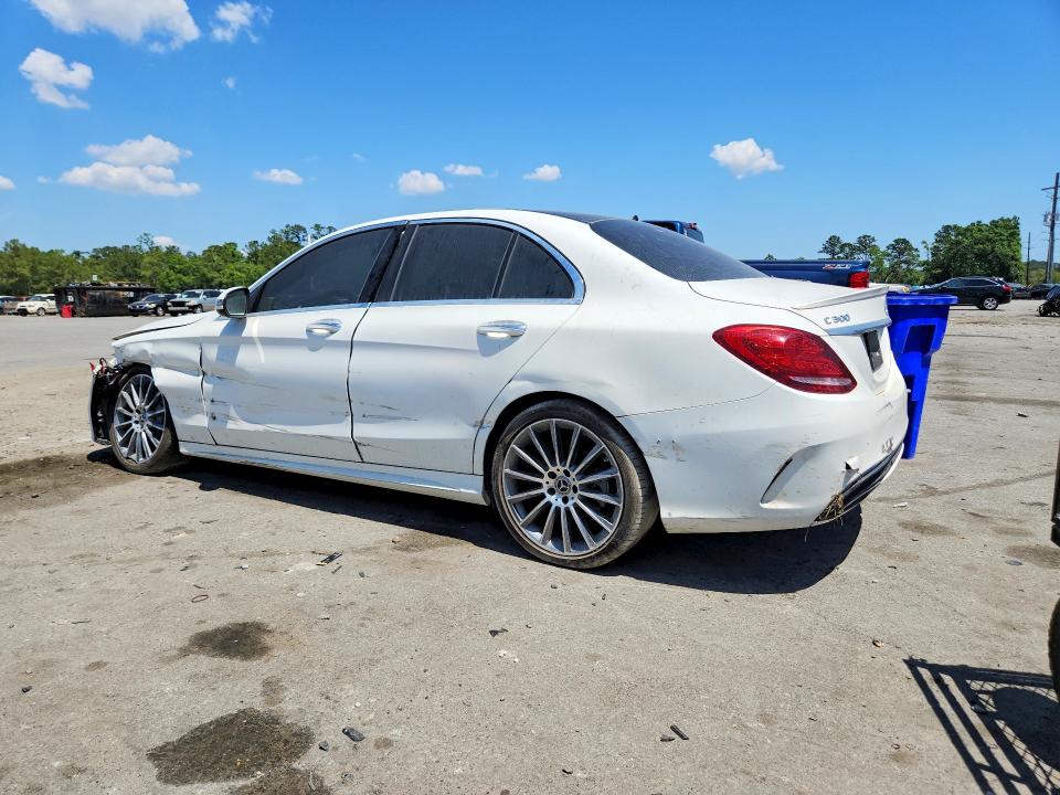 49984076 :رقم المزاد ، 55SWF4JB2JU265438 vin ، 2018 Mercedes-benz C مزاد بيع