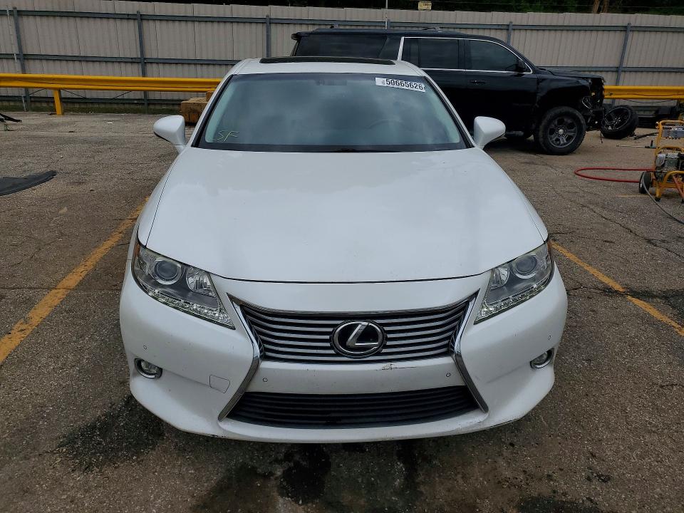 50665626 :رقم المزاد ، JTHBK1GG7E2151214 vin ، 2014 Lexus Es مزاد بيع