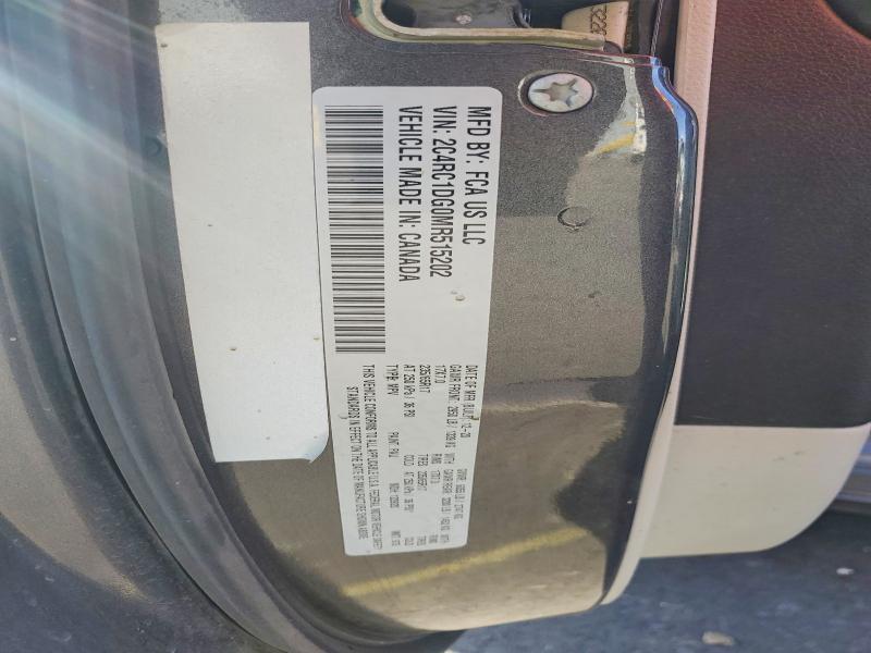 51831836 :رقم المزاد ، 2C4RC1DG0MR515202 vin ، 2021 Chrysler Voyager مزاد بيع