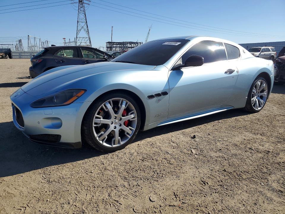 51632236 :رقم المزاد ، ZAM45KLA0B0056330 vin ، 2011 Maserati Granturismo مزاد بيع