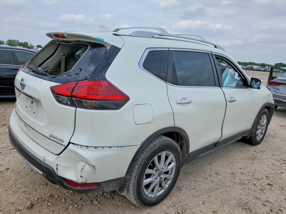 2017 Nissan Rogue მანქანა იყიდება აუქციონზე, vin: 5N1AT2MM1HC776468, აუქციონის ნომერი: 51099926