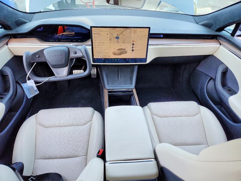 48431196 :رقم المزاد ، 5YJSA1E59NF470729 vin ، 2022 Tesla Model S مزاد بيع