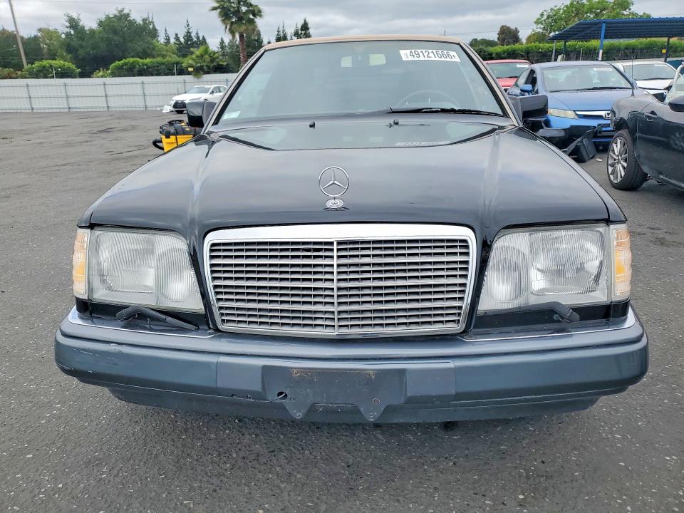 Продажа на аукционе авто 1995 Mercedes-benz E-class, vin: WDBEA66EXSC276601, номер лота: 49121666