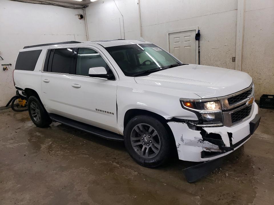 Продажа на аукционе авто 2018 Chevrolet Suburban, vin: 1GNSKHKC1JR370015, номер лота: 51446126