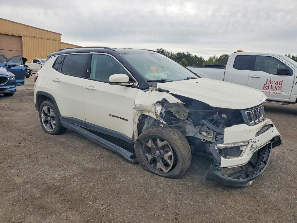 48836786 :رقم المزاد ، 3C4NJDCB3HT679591 vin ، 2017 Jeep Compass مزاد بيع