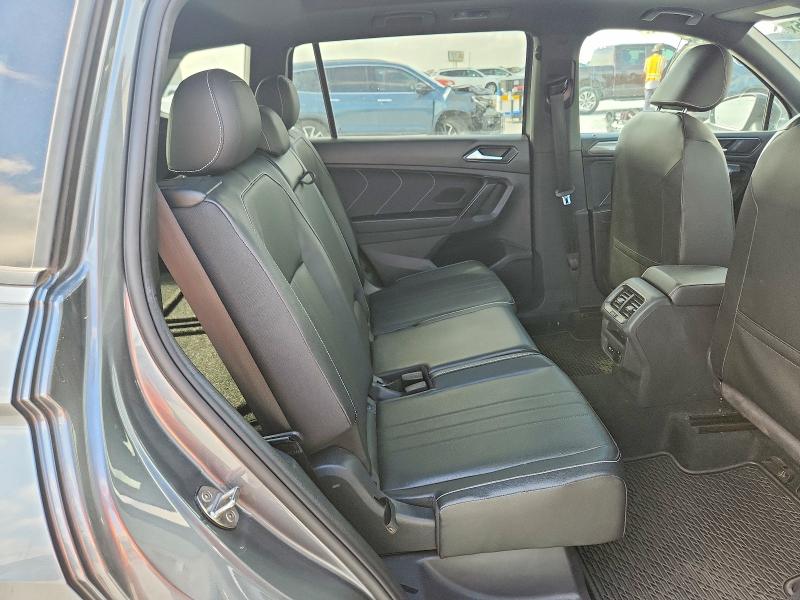49475766 :رقم المزاد ، 3VVCB7AX0NM052116 vin ، 2022 Volkswagen Tiguan مزاد بيع
