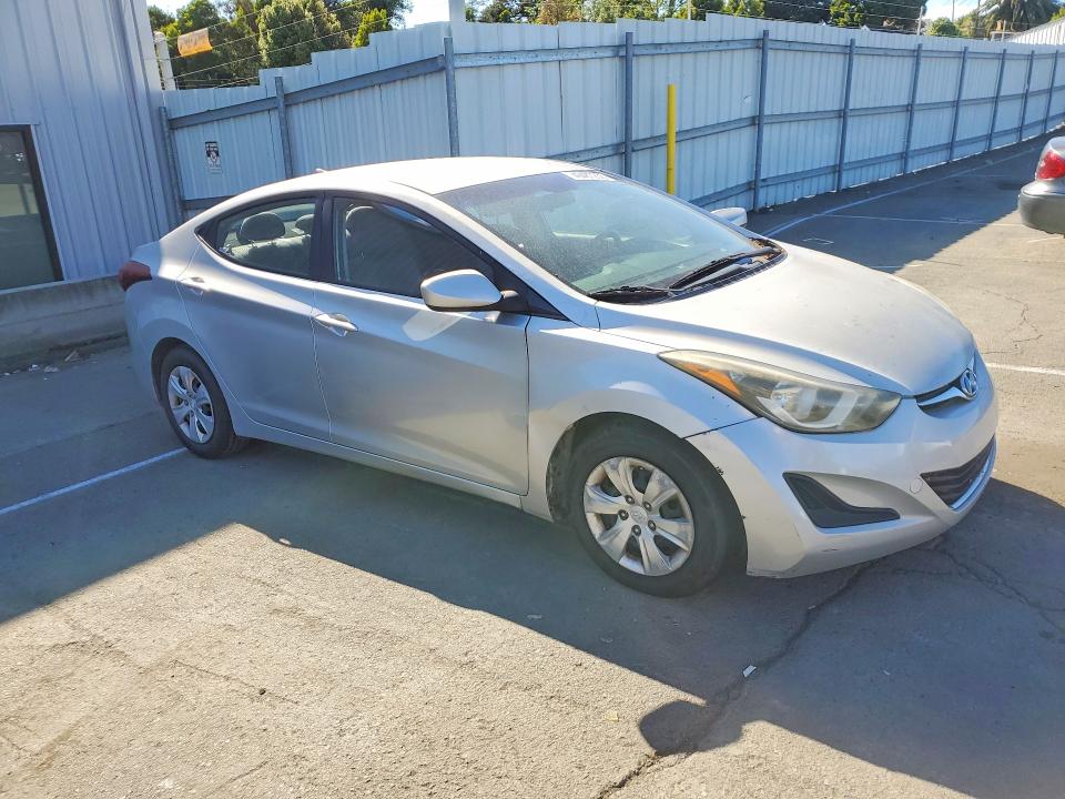 2016 Hyundai Elantra მანქანა იყიდება აუქციონზე, vin: 5NPDH4AEXGH692115, აუქციონის ნომერი: 49487236