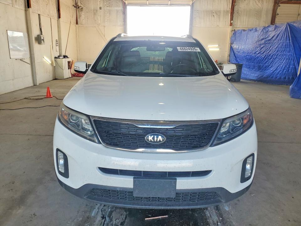 48824926 :رقم المزاد ، 5XYKTCA67FG656266 vin ، 2015 Kia Sorento مزاد بيع