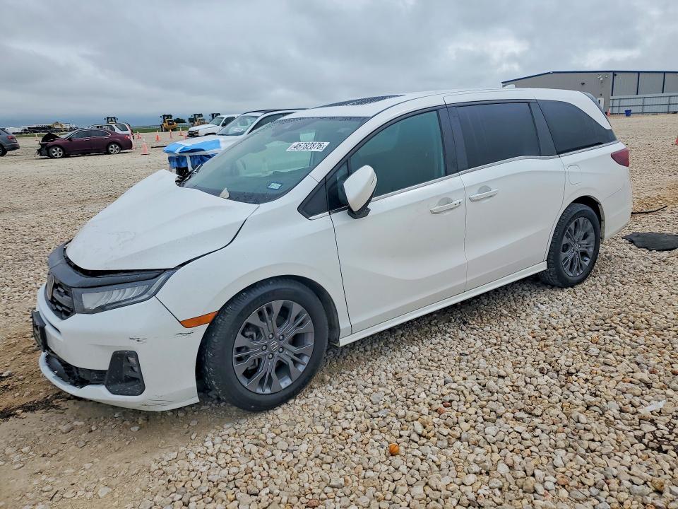 46782876 :رقم المزاد ، 5FNRL6H8XSB064658 vin ، 2025 Honda Odyssey مزاد بيع