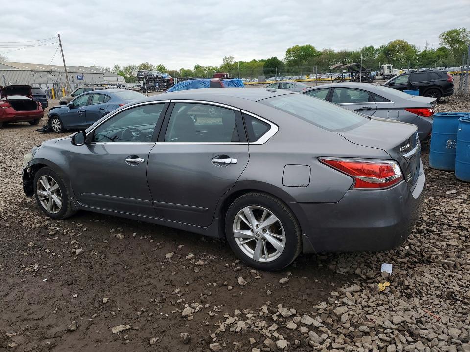 Продажа на аукционе авто 2015 Nissan Altima, vin: 1N4AL3AP0FC167674, номер лота: 51611956