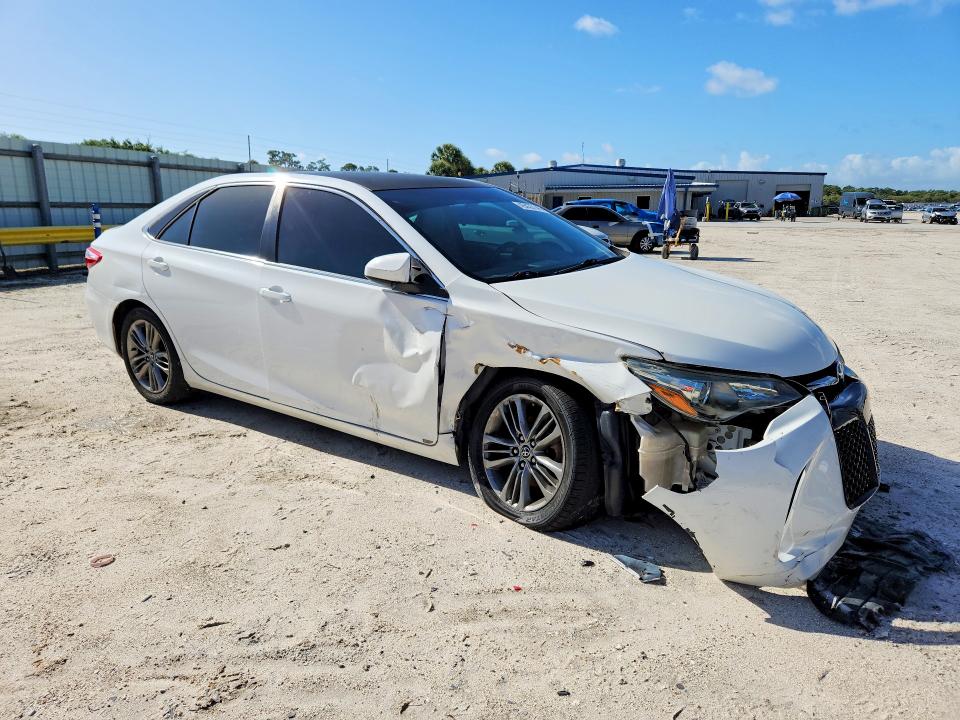 2015 Toyota Camry მანქანა იყიდება აუქციონზე, vin: 4T1BF1FK6FU490849, აუქციონის ნომერი: 49435146