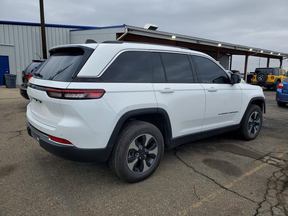 Продаж на аукціоні авто 2023 Jeep Grand Cherokee, vin: 1C4RJYB63PC623951, номер лоту: 52017956