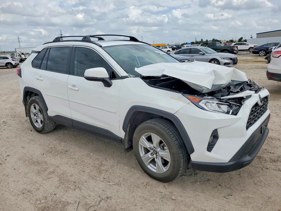 Продажа на аукционе авто 2021 Toyota Rav4, vin: 2T3W1RFV1MW104044, номер лота: 50157046