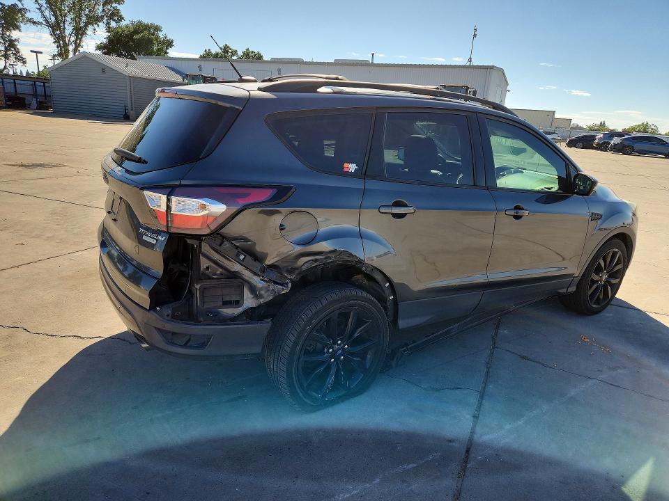 Продажа на аукционе авто 2017 Ford Escape, vin: 1FMCU0J93HUC67275, номер лота: 48879526