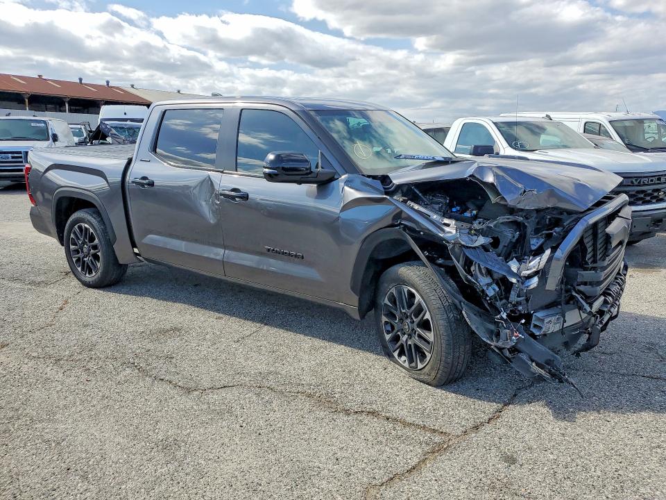 51196386 :رقم المزاد ، 5TFWC5DB1RX076888 vin ، 2024 Toyota Tundra مزاد بيع