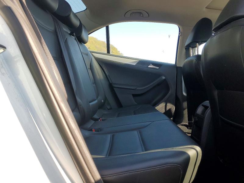 Продаж на аукціоні авто 2018 Volkswagen Jetta, vin: 3VWL17AJ5JM255197, номер лоту: 51032136