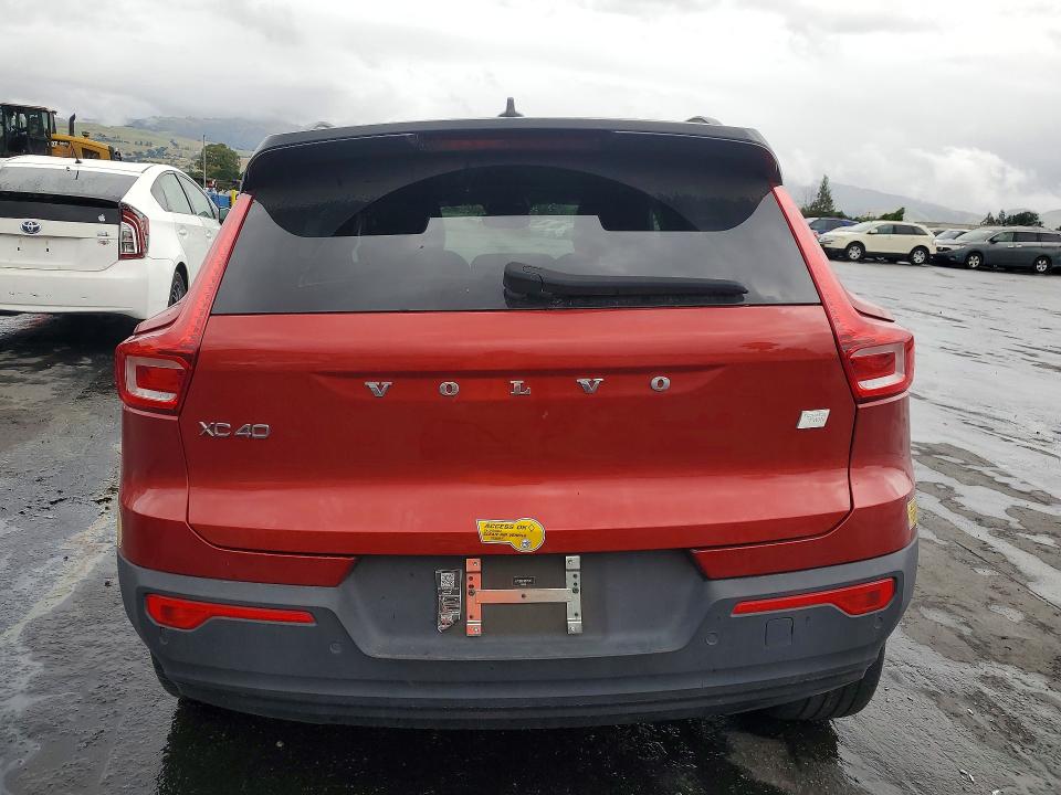 Продажа на аукционе авто 2022 Volvo Xc40, vin: YV4ED3UR1N2715317, номер лота: 49596086