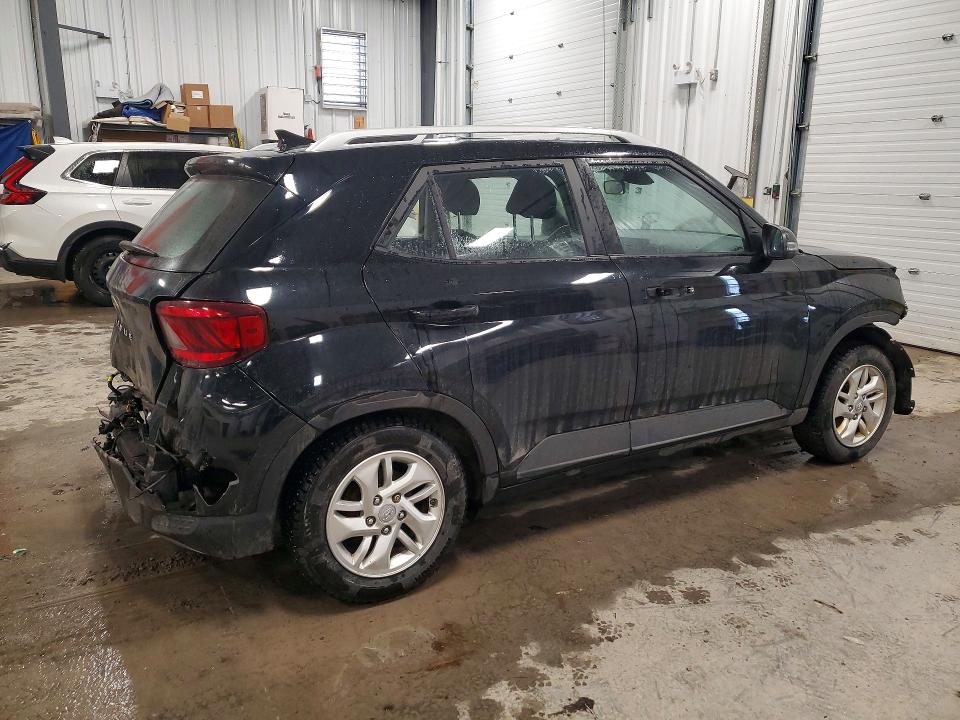 49455196 :رقم المزاد ، KMHRC8A39NU133342 vin ، 2022 Hyundai Venue مزاد بيع