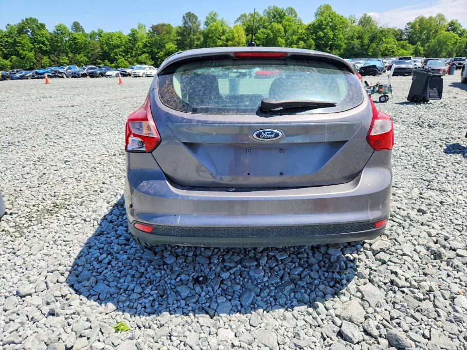 2013 Ford Focus მანქანა იყიდება აუქციონზე, vin: 1FADP3K26DL120568, აუქციონის ნომერი: 51668096