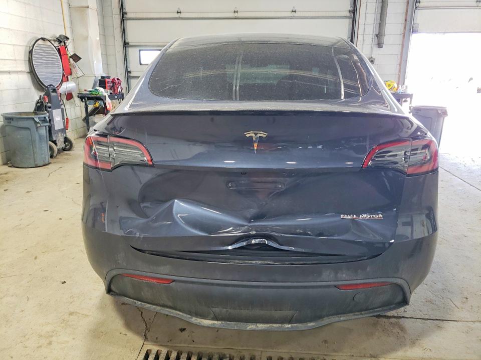 Продажа на аукционе авто 2022 Tesla Model Y, vin: 7SAYGDEF4NF462981, номер лота: 49660166