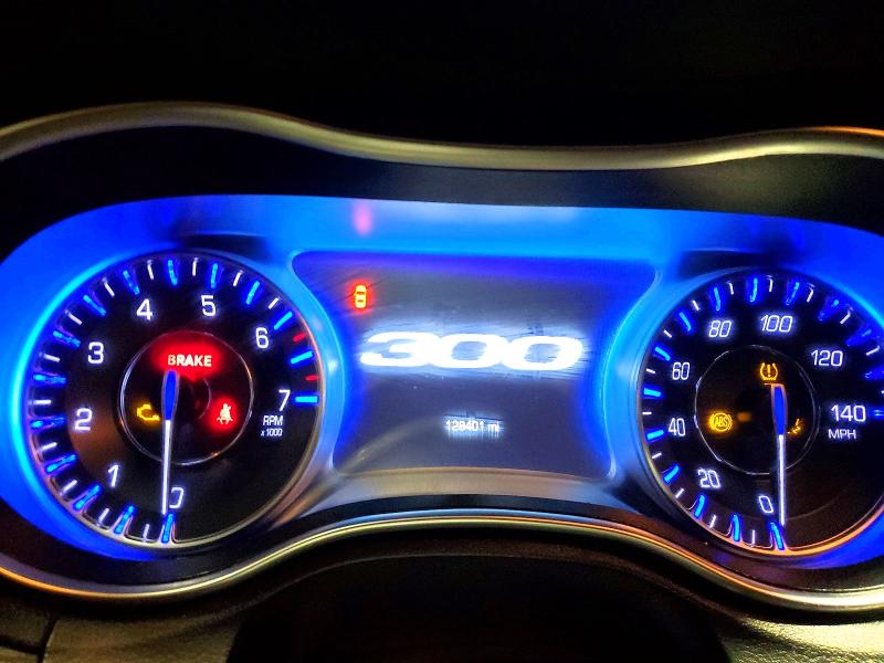 Продажа на аукционе авто 2019 Chrysler 300, vin: 2C3CCAAG3KH580465, номер лота: 48626896