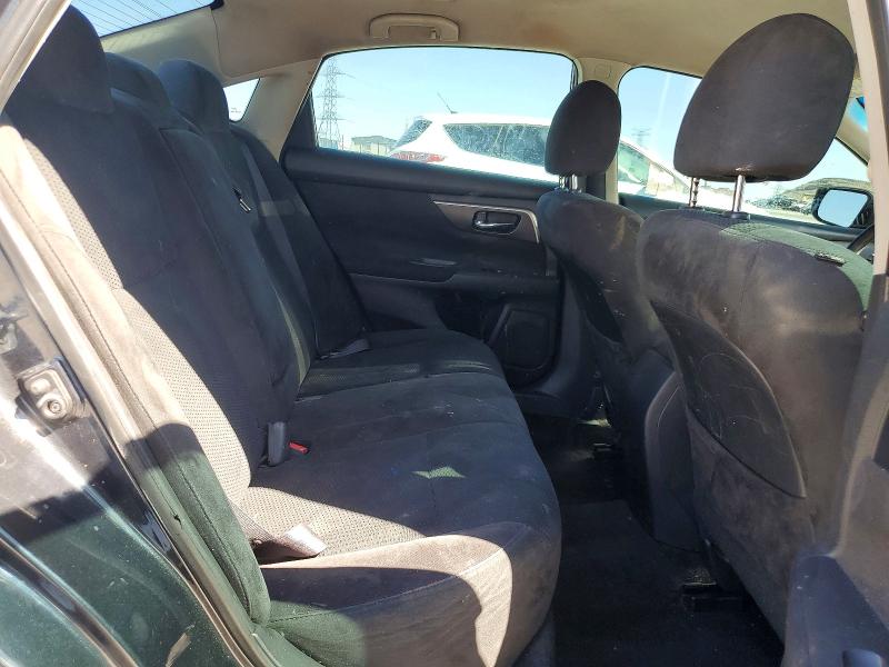 2015 Nissan Altima მანქანა იყიდება აუქციონზე, vin: 1N4AL3AP3FN325025, აუქციონის ნომერი: 48985336
