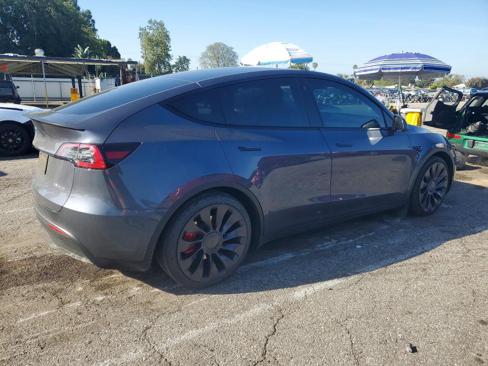 Продажа на аукционе авто 2023 Tesla Model Y, vin: 7SAYGDEF1PF713006, номер лота: 48692856