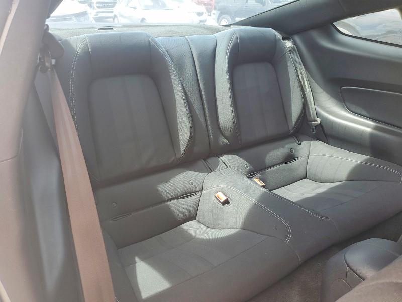 50945666 :رقم المزاد ، 1FA6P8TH5J5121610 vin ، 2018 Ford Mustang مزاد بيع