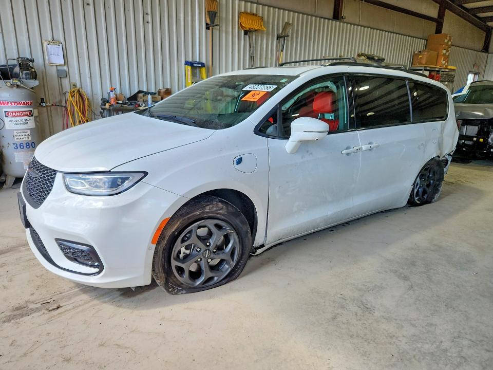 Auction sale of the 2021 Chrysler Pacifica, vin: 2C4RC1S70MR517762, lot number: 48227286