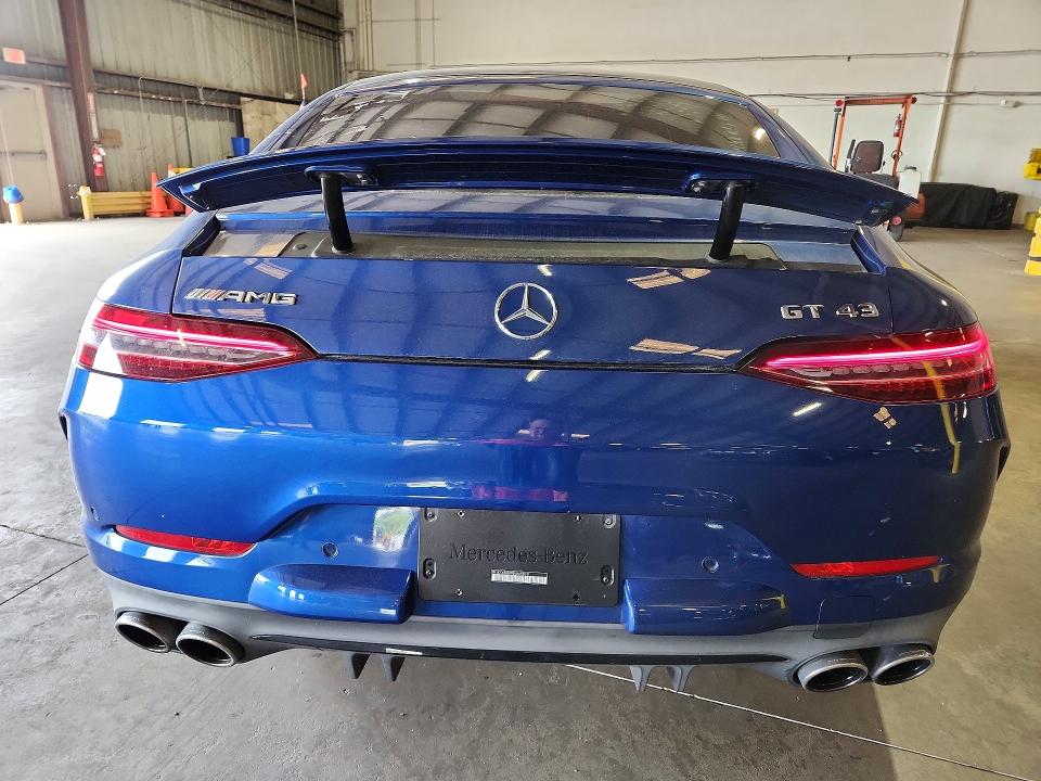 49062176 :رقم المزاد ، W1K7X5KB9NA045810 vin ، 2022 Mercedes-benz Amg Gt مزاد بيع