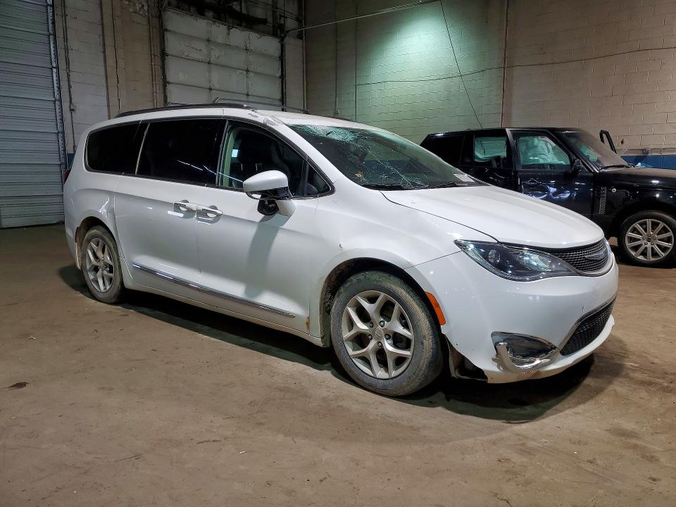 2018 Chrysler Pacifica მანქანა იყიდება აუქციონზე, vin: 2C4RC1BG5JR226993, აუქციონის ნომერი: 49078276