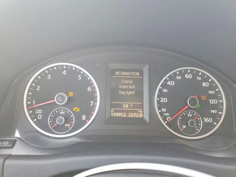 2013 Volkswagen Tiguan მანქანა იყიდება აუქციონზე, vin: WVGBV7AXXDW522681, აუქციონის ნომერი: 48671526
