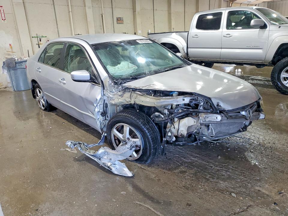 Продажа на аукционе авто 2003 Honda Accord, vin: 1HGCM663X3A062060, номер лота: 50783906