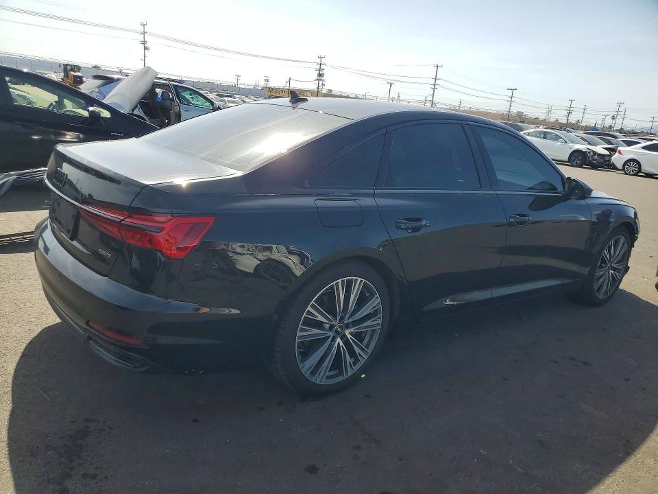 Продажа на аукционе авто 2022 Audi A6, vin: WAUD3BF2XNN058587, номер лота: 50293986