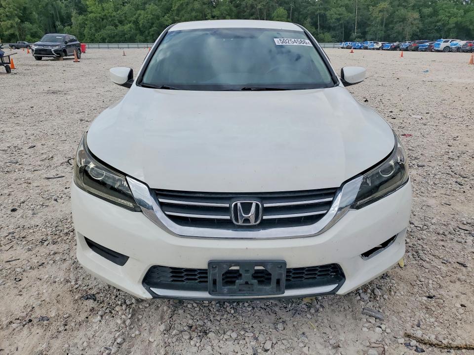 50254586 :رقم المزاد ، 1HGCR2F3XFA002424 vin ، 2015 Honda Accord مزاد بيع