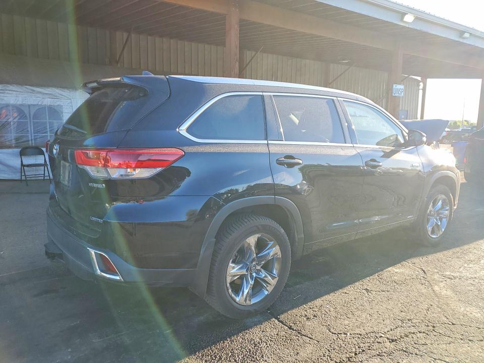 2018 Toyota Highlander Hybrid მანქანა იყიდება აუქციონზე, vin: 5TDDGRFH0JS039832, აუქციონის ნომერი: 49647096