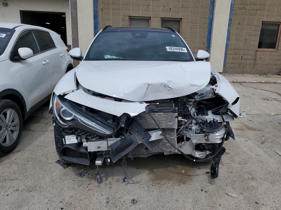 48244996 :رقم المزاد ، ZASPAKBN6N7D33812 vin ، 2022 Alfa Romeo Stelvio مزاد بيع