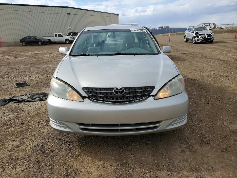 52040746 :رقم المزاد ، 4T1BE32K64U893571 vin ، 2004 Toyota Camry مزاد بيع