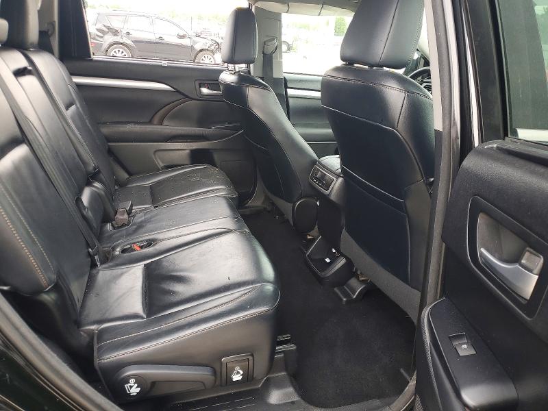 2015 Toyota Highlander მანქანა იყიდება აუქციონზე, vin: 5TDJKRFH2FS207978, აუქციონის ნომერი: 51248596
