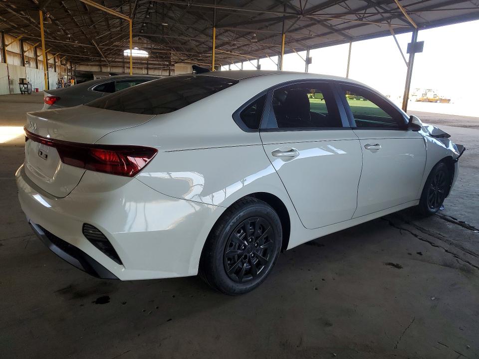 2023 Kia Forte მანქანა იყიდება აუქციონზე, vin: 3KPF24AD0PE643026, აუქციონის ნომერი: 50462056