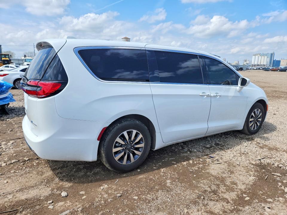 48679086 :رقم المزاد ، 2C4RC1L75NR173832 vin ، 2022 Chrysler Pacifica مزاد بيع