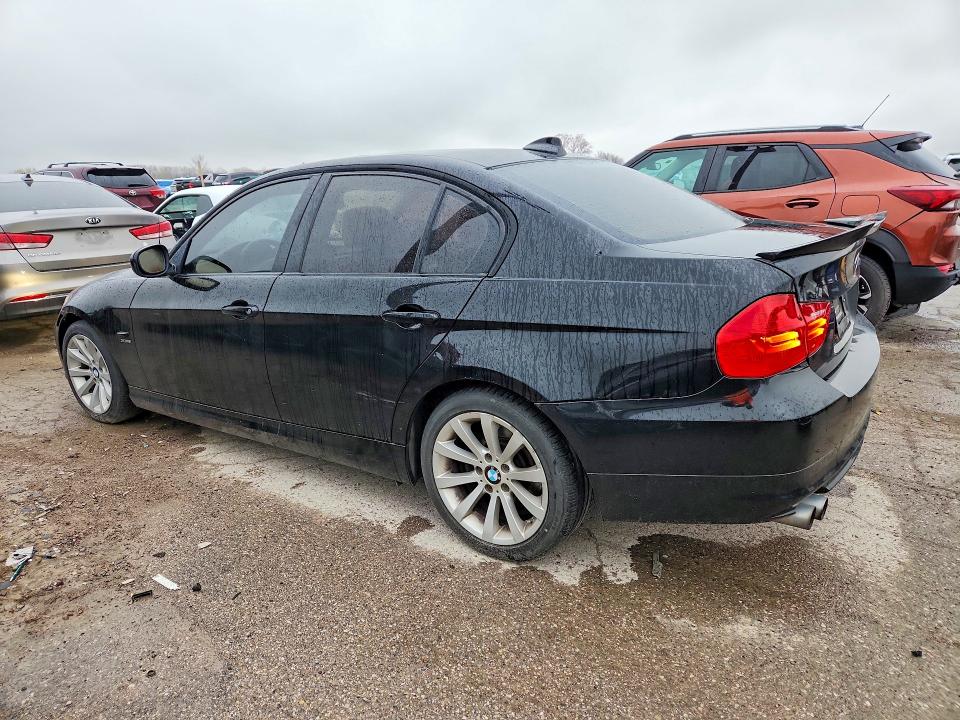 48316806 :رقم المزاد ، WBAPK5C52AA646517 vin ، 2010 Bmw 328 مزاد بيع