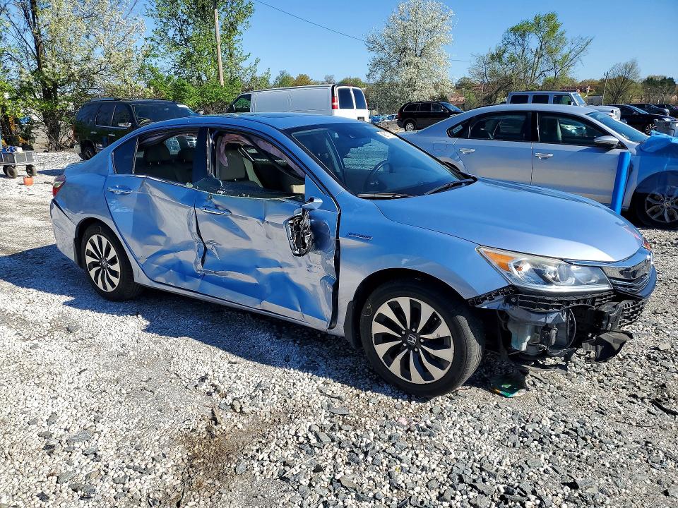 48317196 :رقم المزاد ، JHMCR6F50HC021271 vin ، 2017 Honda Accord مزاد بيع