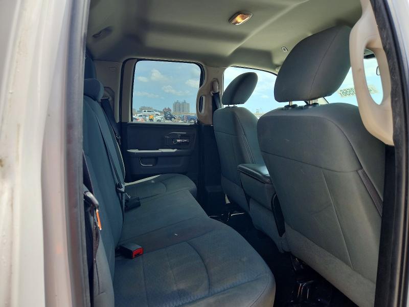 Auction sale of the 2018 Ram 1500, vin: 1C6RR7GG1JS120640, lot number: 49933556