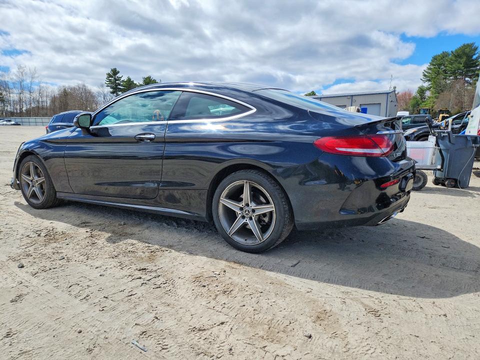 48937146 :رقم المزاد ، WDDWJ4KB7JF738377 vin ، 2018 Mercedes-benz C مزاد بيع