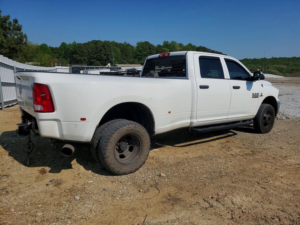 48678536 :رقم المزاد ، 3C63RRGL5JG199395 vin ، 2018 Ram 3500 مزاد بيع