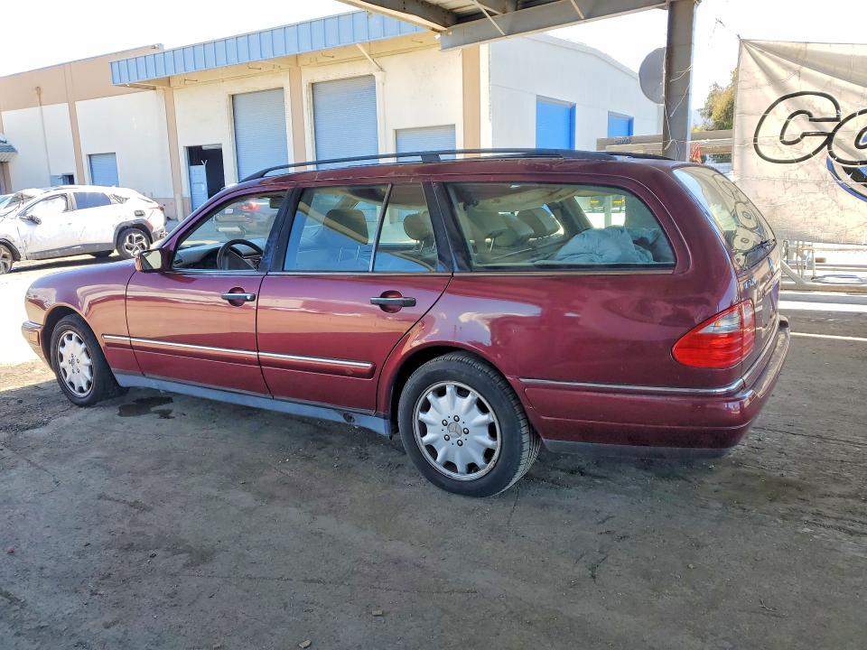 Продажа на аукционе авто 1999 Mercedes-benz E, vin: WDBJH65F0XA902065, номер лота: 51144506