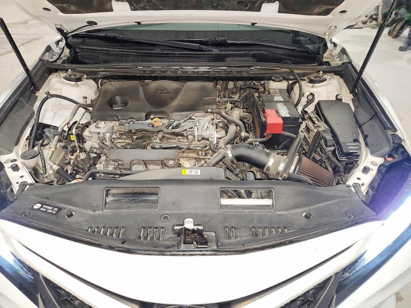50460906 :رقم المزاد ، 4T1B11HK9KU192737 vin ، 2019 Toyota Camry مزاد بيع